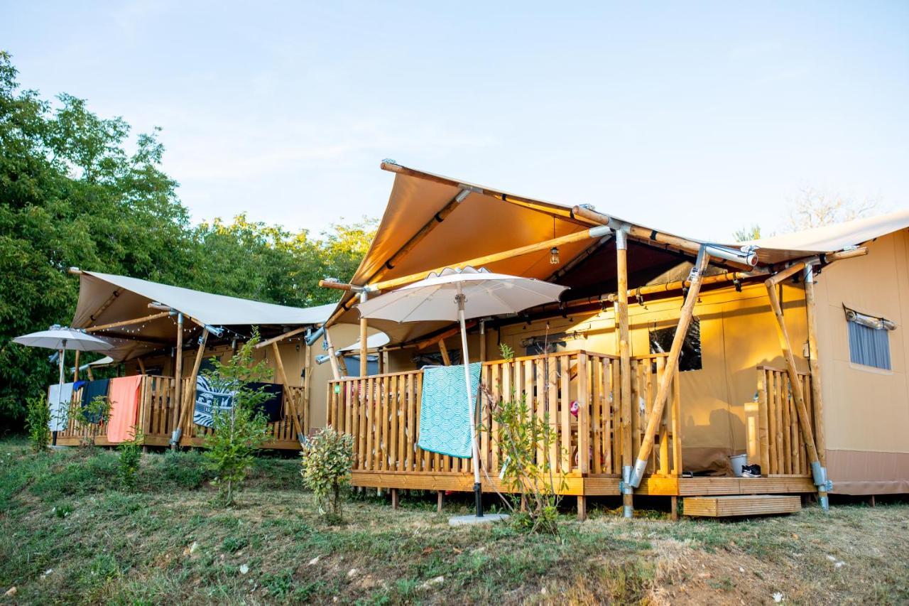 Camping Rcn Le Moulin De La Pique Belvès Exteriör bild