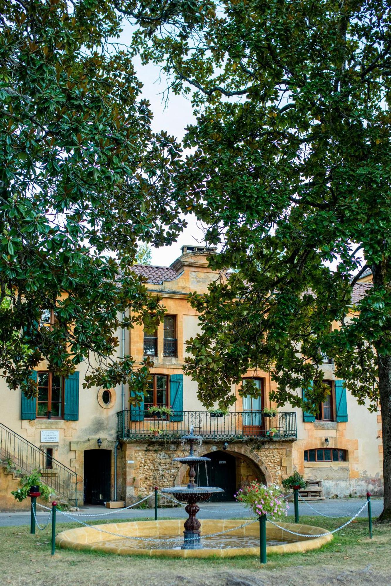Camping Rcn Le Moulin De La Pique Belvès Exteriör bild